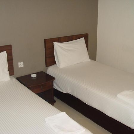 Jb City Hotel Johor Bahru Pokoj fotografie